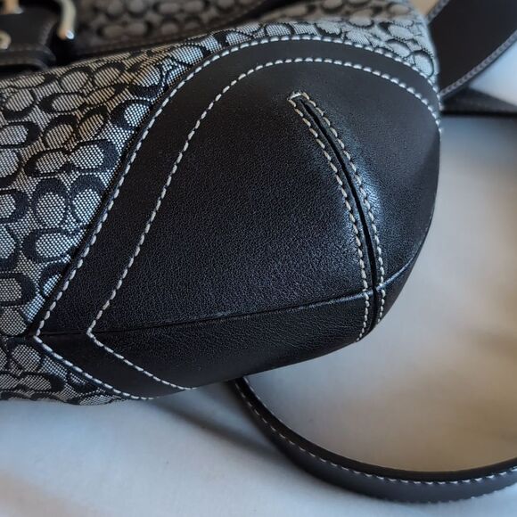 Coach ♣️Rare Limited Edition Vintage Signature Black Canvas Leather Trim Hobo - Picture 11 of 15